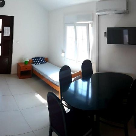 Apartments Dubravka Pirovac Kültér fotó