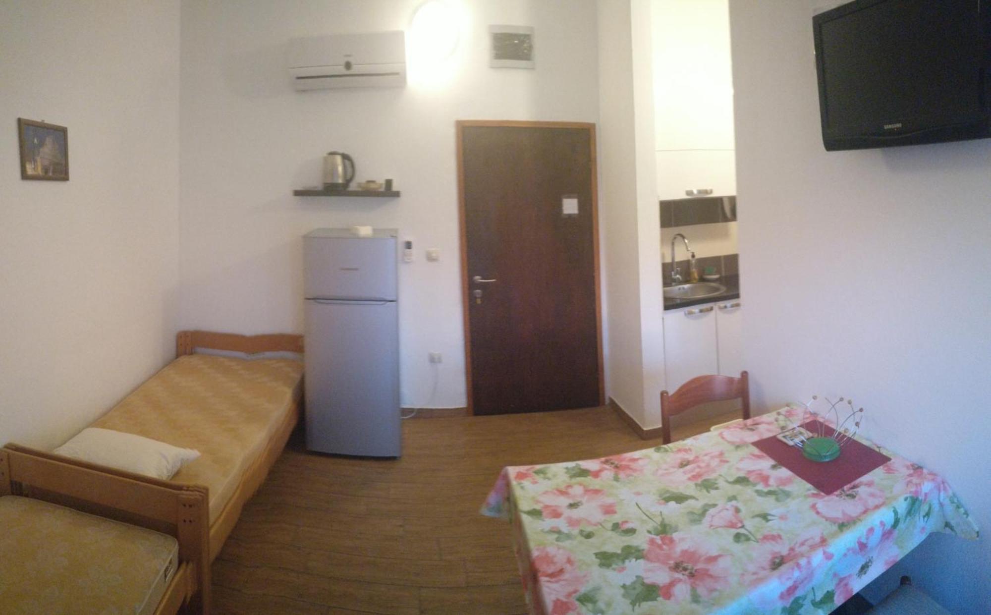 Apartments Dubravka Pirovac Szoba fotó