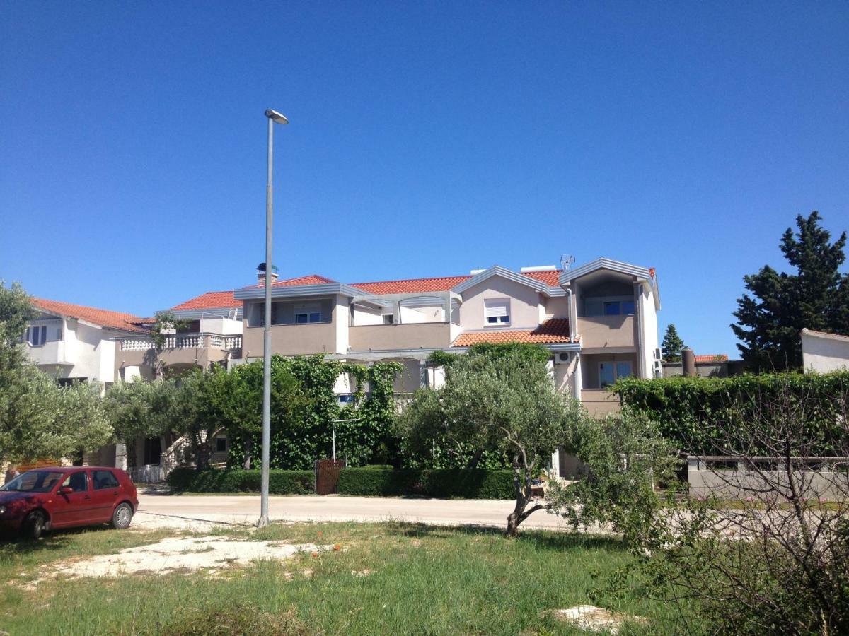 Apartments Dubravka Pirovac Kültér fotó