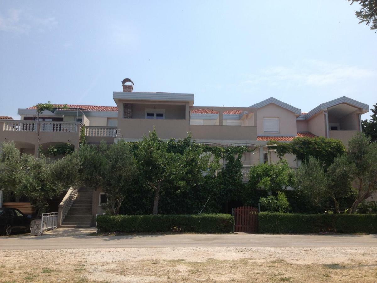 Apartments Dubravka Pirovac Kültér fotó