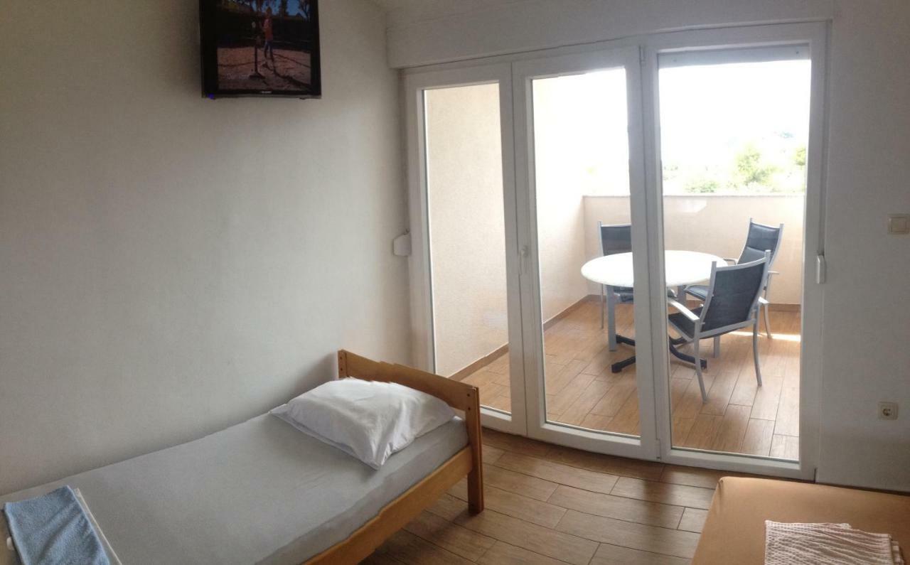 Apartments Dubravka Pirovac Kültér fotó