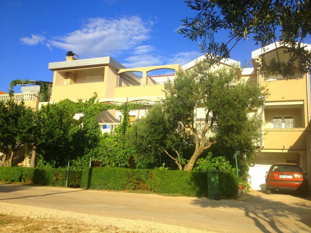 Apartments Dubravka Pirovac Kültér fotó